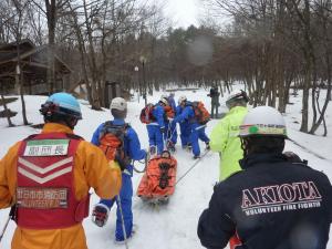 雪山捜索救助訓練３