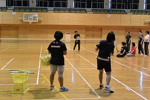 どんぐり北広島によるテニス講習会（千代田運動公園）