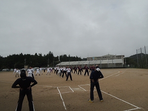 開会式後準備運動としてラジオ体操