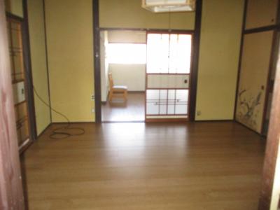居間