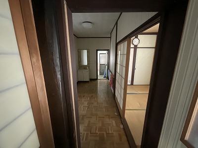 中廊下