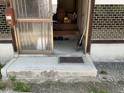ポーチ