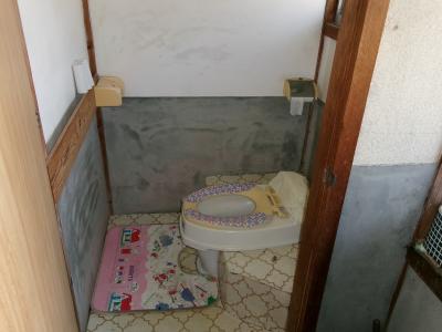 トイレ汲み取り